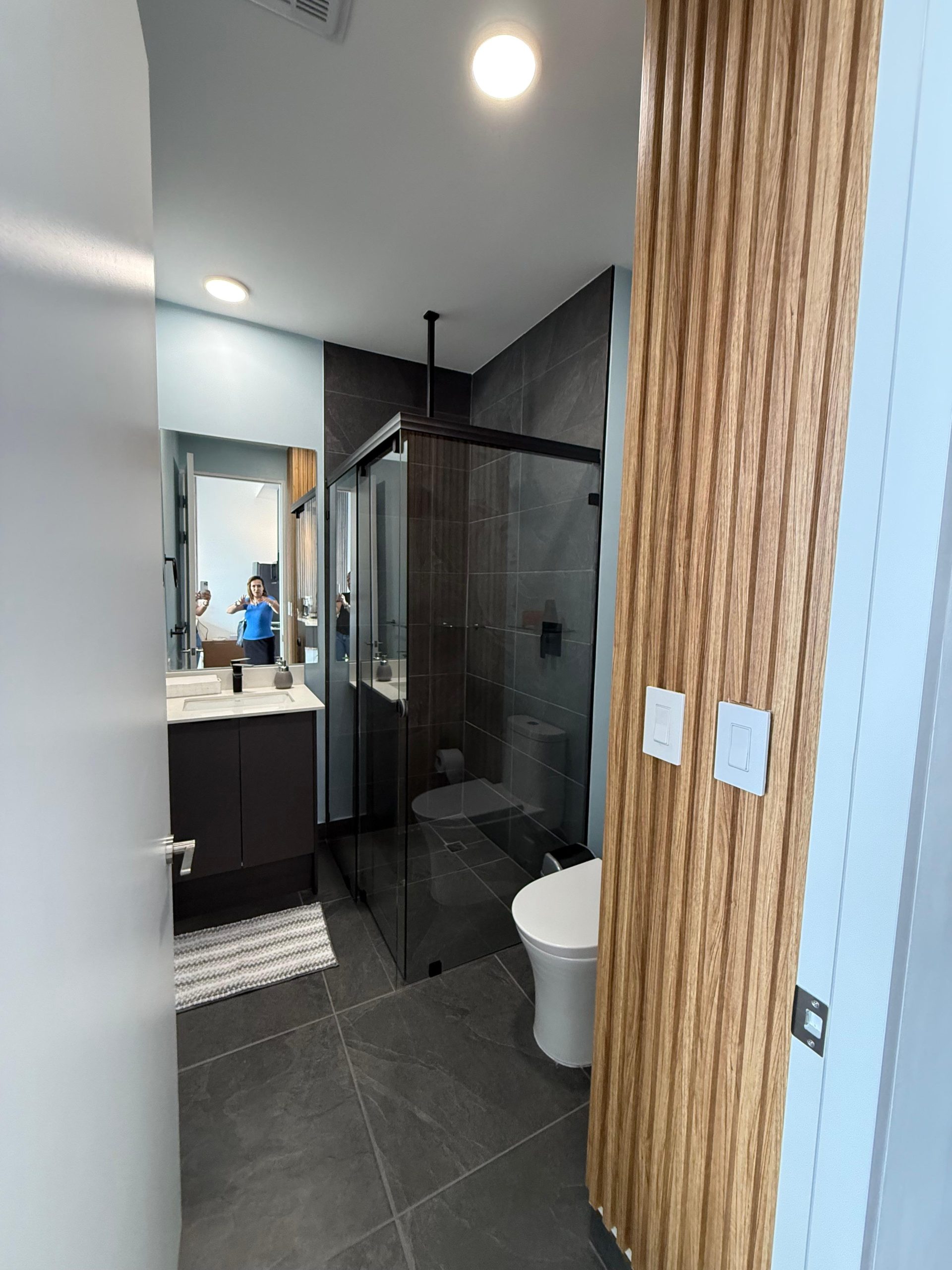 WhatsApp Image 2025-11-11 at 15.47.07